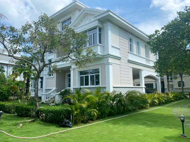 Bán Biệt Thự Đơn Lập Số 10 Nội Khu Chateau 2 (A1-02 S16) Phú Mỹ Hưng Q7